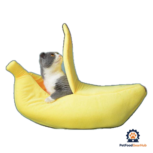 PetFoodGearHub Cozy Banana-Shaped Cat Bed - product image 1
