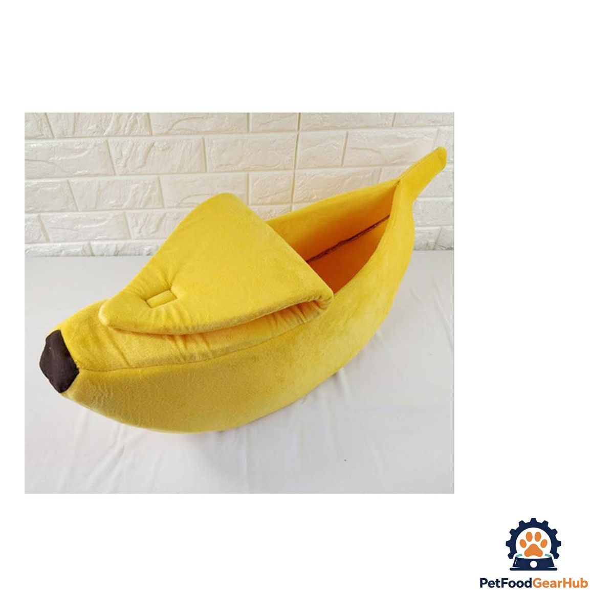 PetFoodGearHub Cozy Banana-Shaped Cat Bed - product image 7