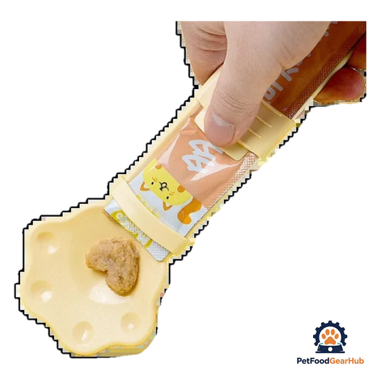 PetFoodGearHub Mess-Free Cat Treat Spoon - product image 1