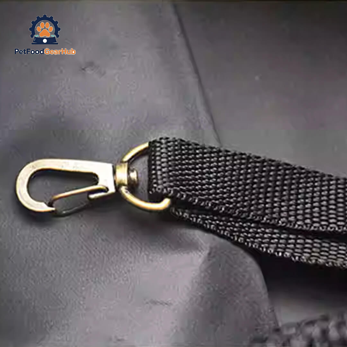 Anti-Escape Buckle To Secure Your Cat In The Cuddle Carrier Backpack | PetFoodGearHub