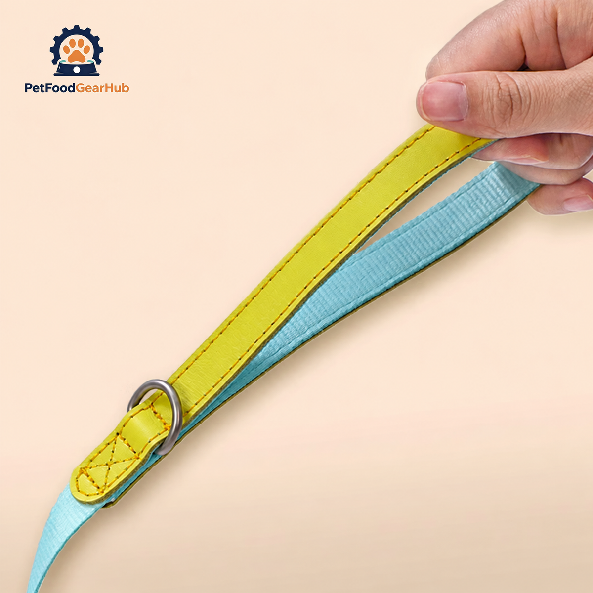 Sturdy & Comfy Handle of an H-style Cat Harness | PetFoodGearHub